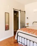 03 Ruby Redbird - Carmine Cottage with a Country View - 4-Star
