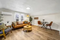 New! Renovated 1BR w/ King: Modern Comfort - 3-Star