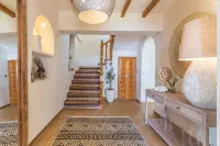Villa Miranda with private heated pool and fantastic views! - Villas