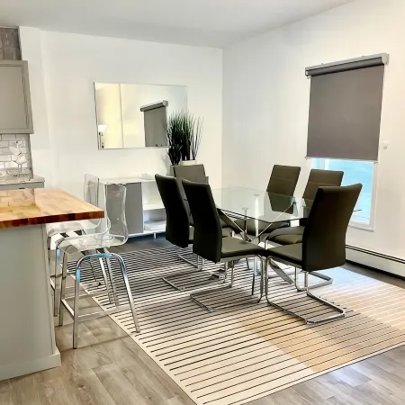 Newly Renovated Village Home circa. 1874 Near HITS & Hunter