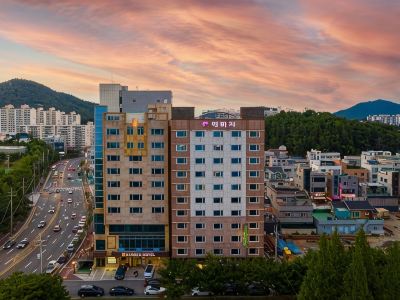 Yeosu Beach Hotel