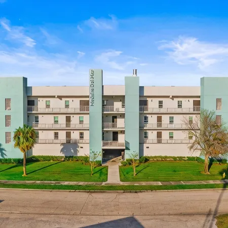 Luxury Madeira Beach Penthouse - Water Views • Heated Pool • Near John’s Pass