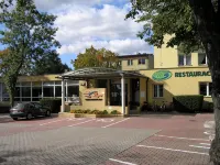 Kompleks Hotelowy Logos - parking