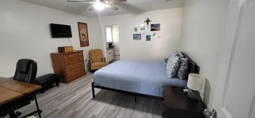 Private Beach Home - 2-Star