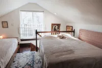 斯普林菲爾德中城寧靜寵物友好小屋，配備高速Wi-Fi - 民宿