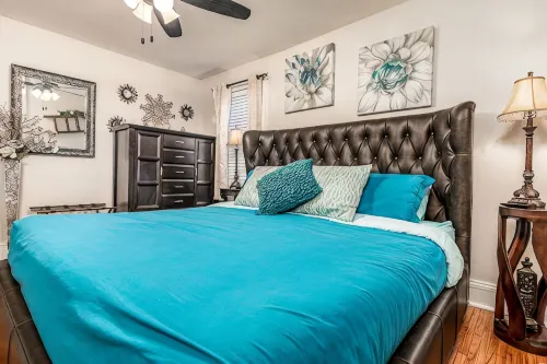 Elegant 2 BR With Stunning Kitchen Prime Location! - 4 étoiles