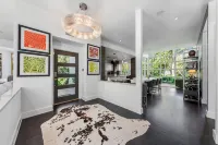 Tampa's #1 Rated Private 1 Acre Luxury Estate- Stunning Pool Spa-Best Location! - สระว่ายน้ำส่วนตัว