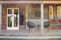 Country Barn Retreat - 3-Star