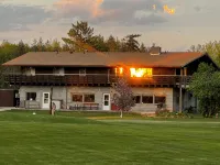 Large Private Condo on the Golf Course Close to Many Lakes! - バルコニー