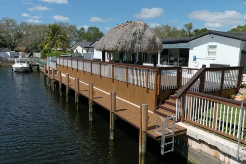 Waterfront Fort Lauderdale House with Heated-pool -  3 Bedrooms 1.5 bathrooms - 4-Star
