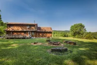 The Resting Place Cabin ~ Your Home away from Home - Chalets