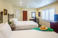 Castillo Inn at the Beach - 2-Sterne