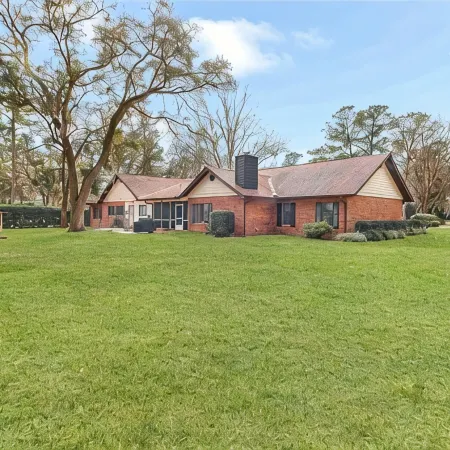 Spacious & Lovely 4-BR Home Minutes to WEC, HITS