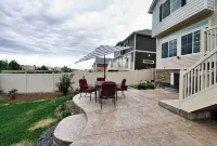 Mountain View house with, Jacuzzi, 5 beds 3.5 bath near Airport - 3つ星
