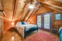 Come relax in a family friendly cabin w/ great amenities and a lake nearby! - Homestays