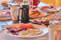 Frontier River Resort - WiFi
