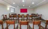 Red Roof Inn Hartford - New Britain - Мотели