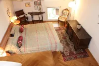 Lake Garda: Idyllic villa in quiet village center with olive and palm trees garden - 3 ดาว