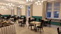 D50 Hotel and Event Center - 民泊