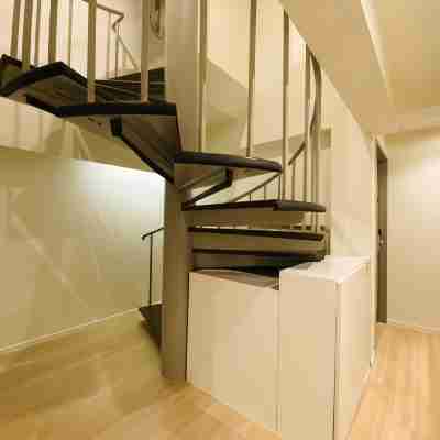 Newly Refurbished- Heritage Collection on Smith Others