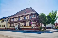 Landgasthaus Kreuz beim Tom Hotels in der Nähe von Schlosspark an der Ludwigsfeste