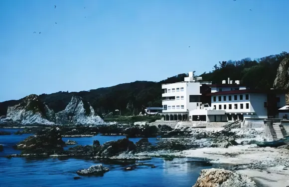 佐渡赤玉石之宿 夫婦巖觀光