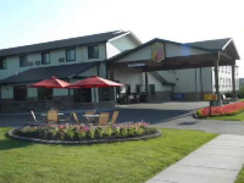 Super 8 by Wyndham Bozeman Hotels in Bozeman