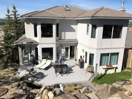 Rocky Mountain View Bed & Breakfast