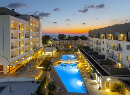 Anemi Hotel & Suites