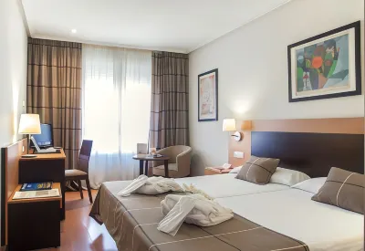 FC Infantas de León Hotels near Valle de Vegacervera