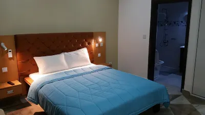 Eifell's Hotel's