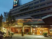 The Rich Hotel