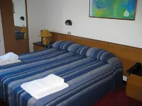 ホテル ナイアガラ リミニ