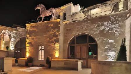 Phocas Cave Suites Отели рядом с достопримечательностью «Каппадокия»