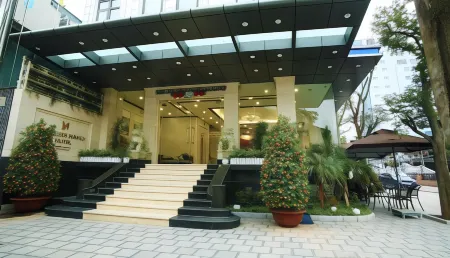 Western Hanoi Hotel Отели рядом с достопримечательностью «University of Engineering and Technology»