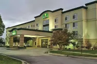 La Quinta Inn & Suites by Wyndham Omaha Airport Downtown