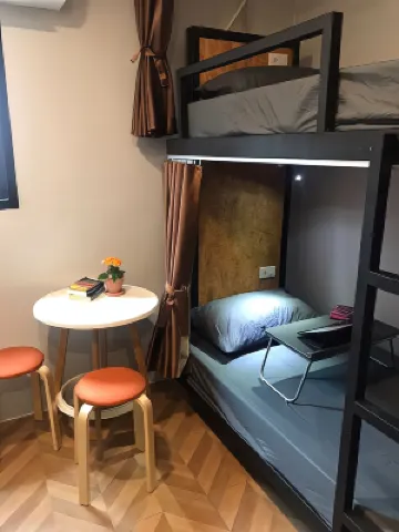 สลีปปิ้ง พิลส์ อ่าวนาง กระบี่ - โฮสเทล โรงแรมใกล้Ao Nang Massive Climb and Hike Adventure