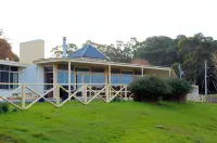 Port Arthur Motor Inn Hotels near Port Arthur Historic Site