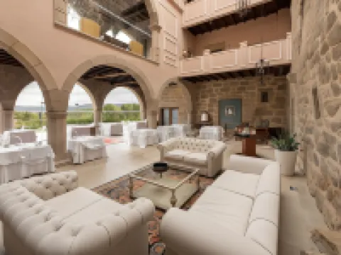 Áurea Palacio de Sober Hoteles en Sober