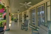 Carrier Houses Bed & Breakfast Hotels in Rutherfordton