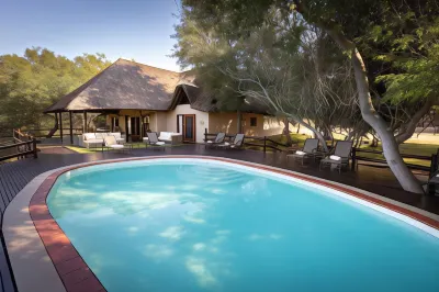 Nyati Safari Lodge