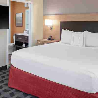 TownePlace Suites Houston Baytown Rooms