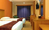Royal Denai Hotel Hotels near Bukit Tinggi Park & Zoo