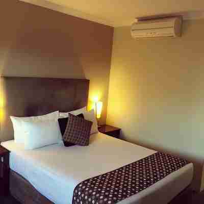 Joondalup City Hotel Rooms