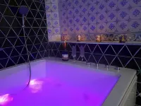 Château de la Rose - Hot Tub