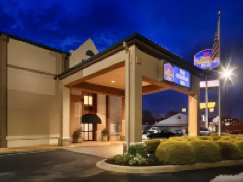 Best Western Plus Oak Mountain Inn