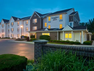 Towneplace Suites by Marriott Cleveland Westlake فنادق في ويستليك