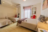 Hotel Paistos Paestum فنادق في Laura