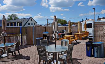 The Amethyst Beach Motel