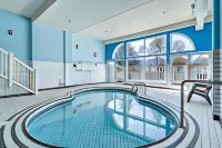 Chateau Canmore - Pool